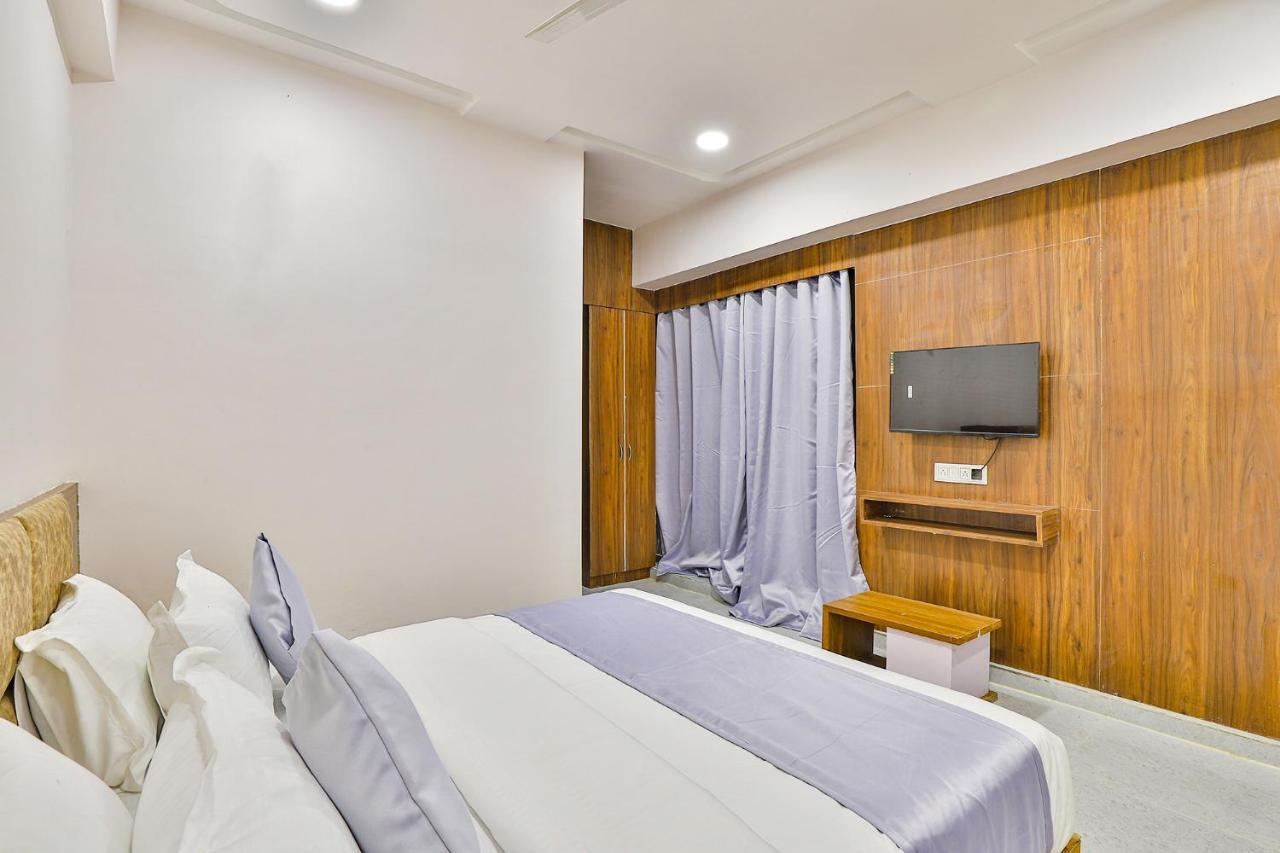 Fabhotel Parkland A Ахмедабад Экстерьер фото